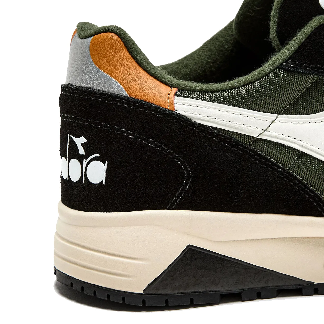 Diadora N902 Trainer Kombu Green / Black