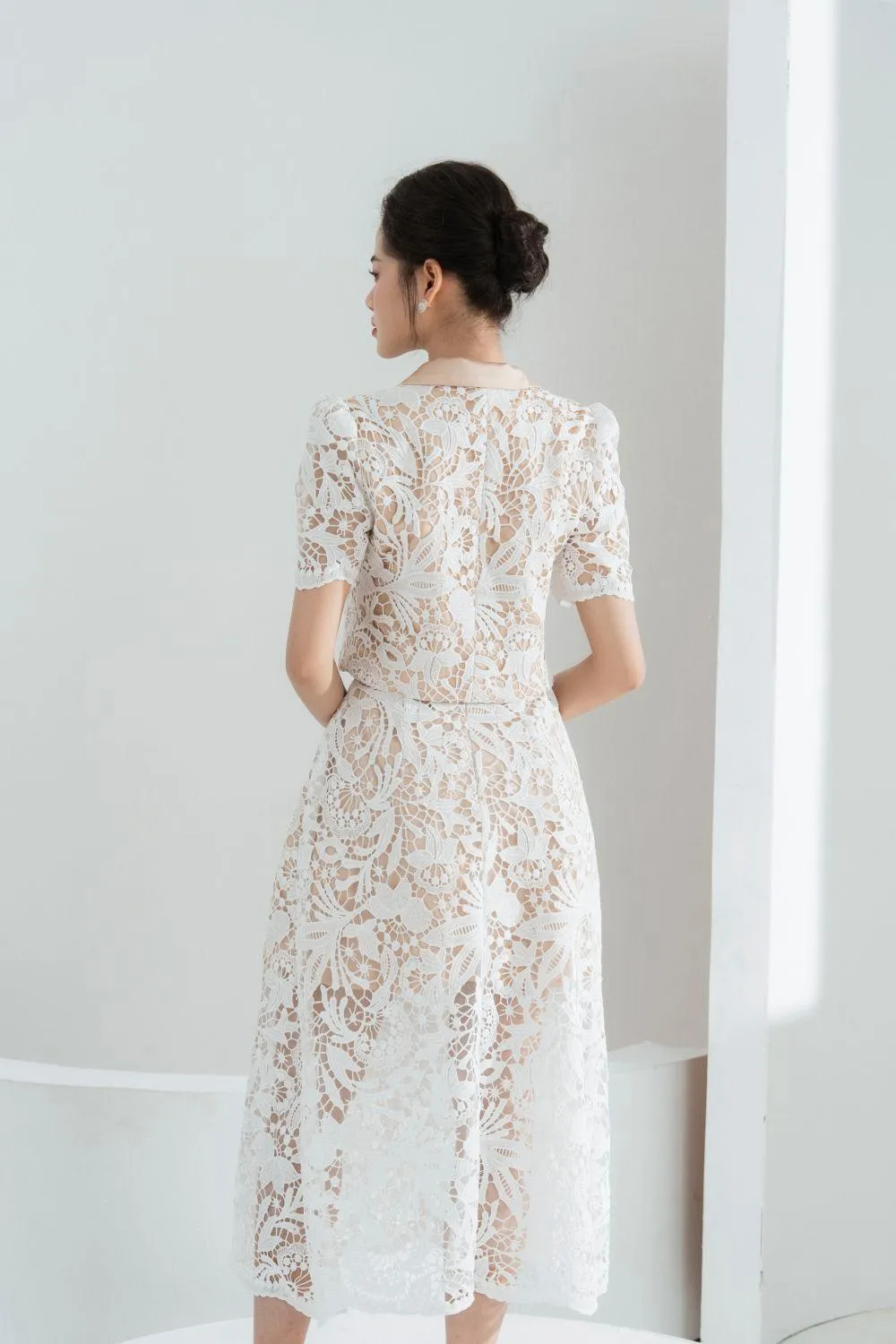 Jenny Cropped Peak Lapel Lace Shirt