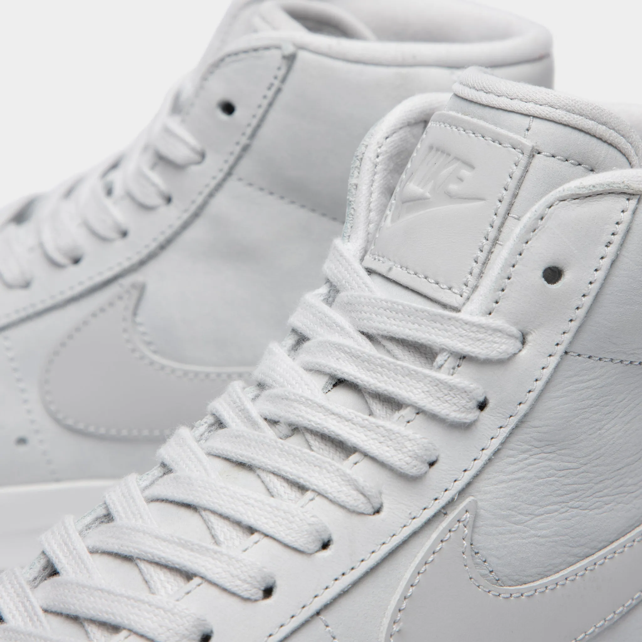 Nike Women's Blazer Mid Premium Photon Dust / Summit White