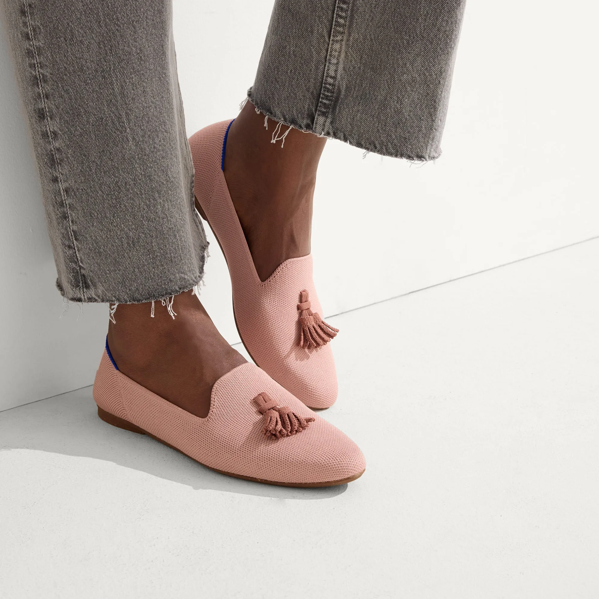 The Almond Tassel Loafer - Maple Pink